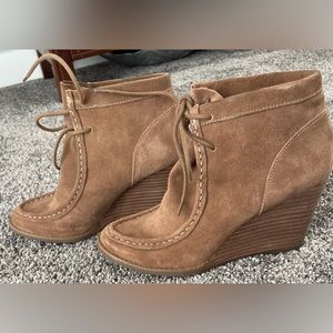 Lucky Brand wedge bootie size 8.5 line new.